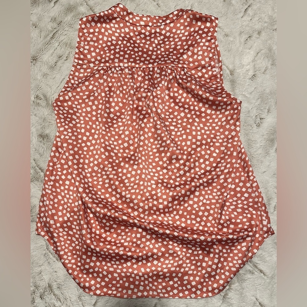 Alfani Coral and White Satin V Neck Tank  Blouse - Picture 10 of 11